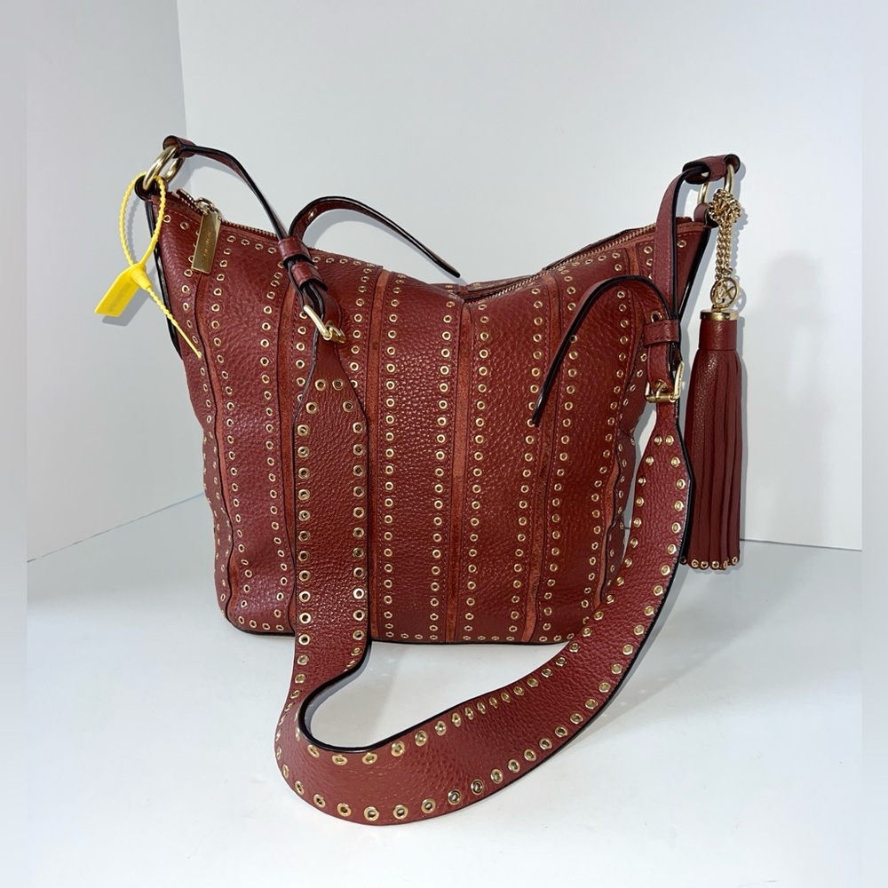 Michael Kors Brooklyn Grommet Large Leather Feed Crossbody Bag Brick‎ Gold